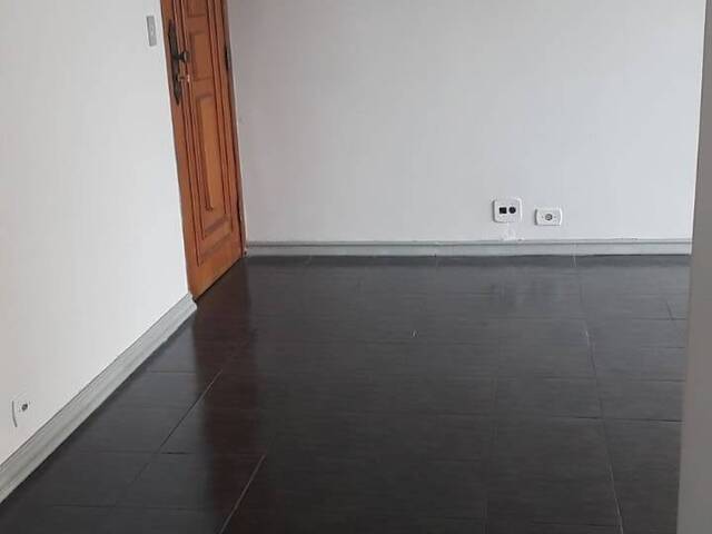 #1090 - Apartamento para Venda em Praia Grande - SP