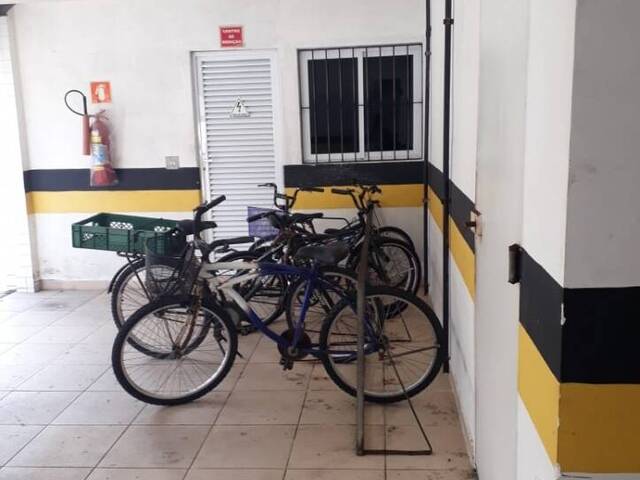 Apartamento para Venda em Praia Grande - 2