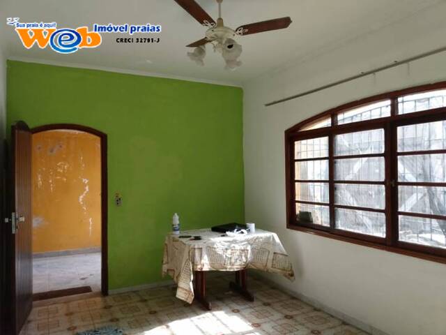 #1238 - Casa para Venda em Praia Grande - SP