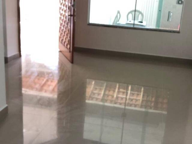 #1350 - Casa para Venda em Praia Grande - SP