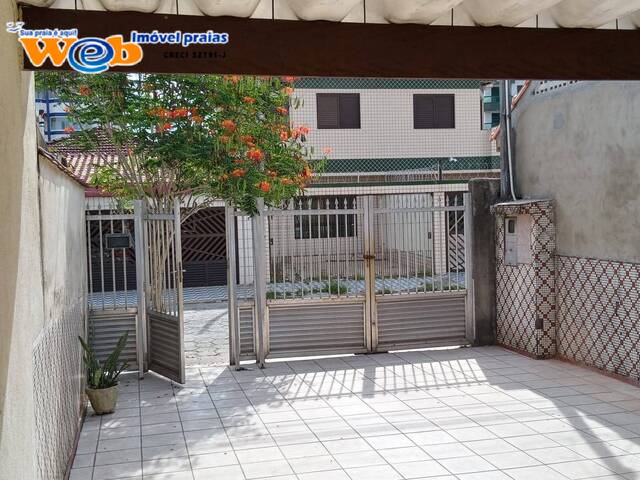 #1395 - Casa para Venda em Praia Grande - SP