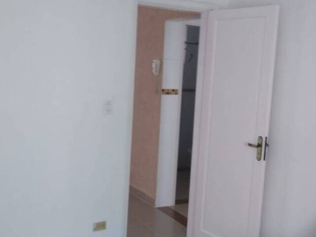 Apartamento para Venda em Praia Grande - 4