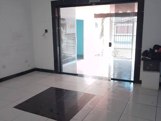 #1644 - Casa para Locação em Praia Grande - SP