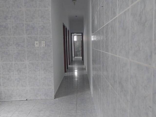 #1732 - Casa para Venda em Praia Grande - SP