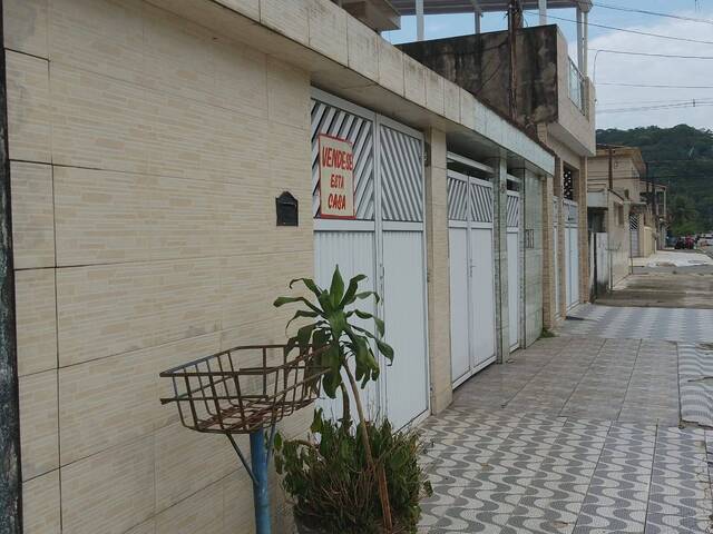 #1738 - Casa para Venda em São Vicente - SP - 2