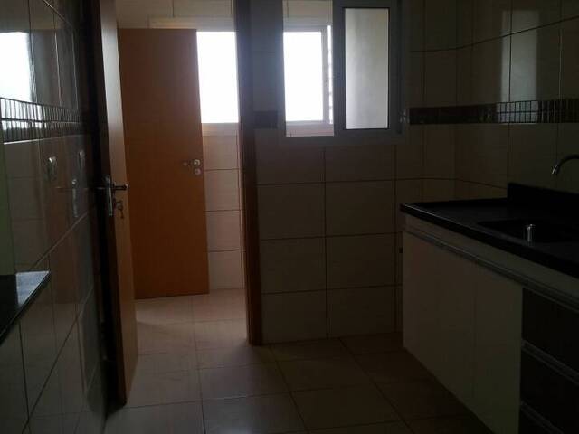 Apartamento para Venda em Praia Grande - 2