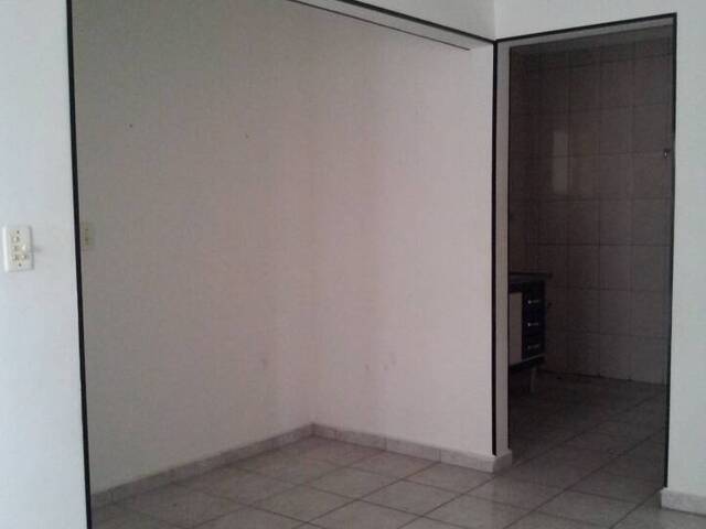 Apartamento para Venda em Praia Grande - 2