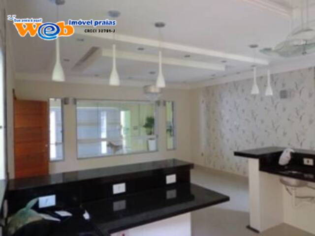 Casa para Venda em Praia Grande - 2